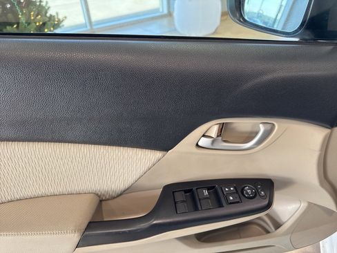 Used 2014 Honda Civic LX image 11