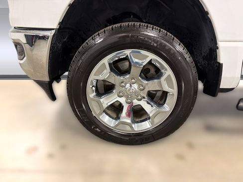 Used 2020 RAM 1500 Lone Star RWD image 13