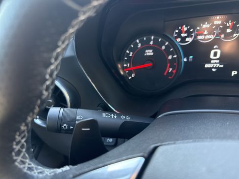 Used 2016 Chevrolet Camaro SS image 23