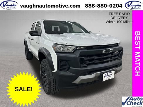 Used 2024 Chevrolet Colorado Trail Boss w/ Advanced Trailering Package AWD/4WD image 1