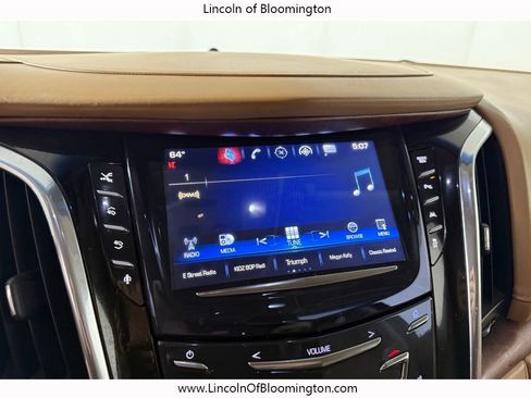 Used 2016 Cadillac Escalade ESV Platinum AWD/4WD image 35