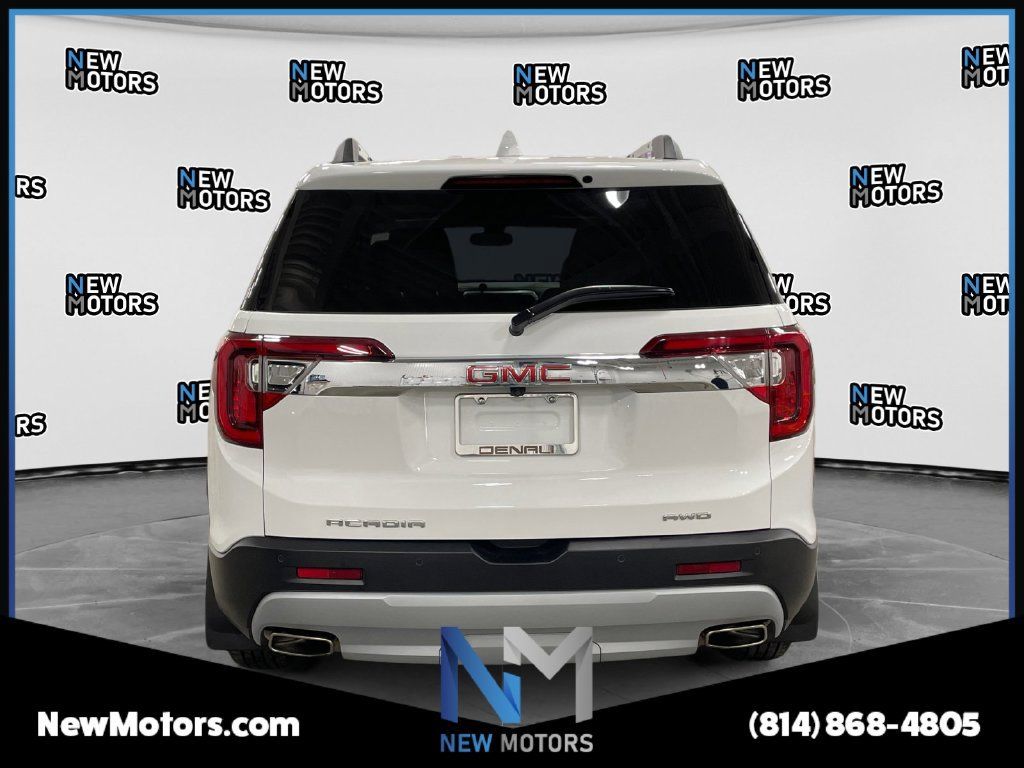 Used 2023 GMC Acadia SLT w/ Preferred Package AWD/4WD image 4