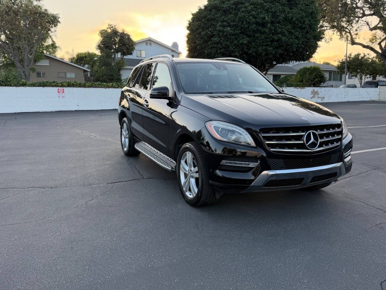Used 2015 Mercedes-Benz ML 350 4MATIC w/ Premium 1 Package image 4