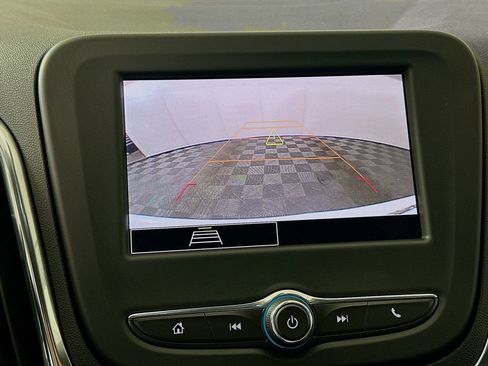 Used 2024 Chevrolet Equinox LT image 13