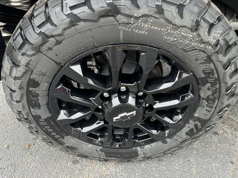 New 2026 Chevrolet Silverado 2500 High Country w/ Midnight Edition image 9