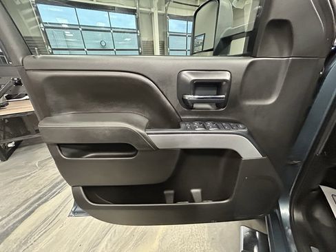 Used 2015 Chevrolet Silverado 3500 LT w/ LT Convenience Package image 48