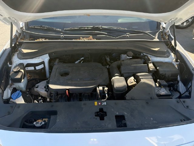Used 2020 Hyundai Santa Fe SE FWD image 28