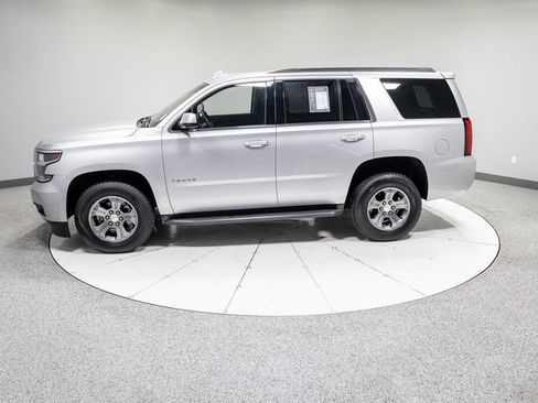 Used 2018 Chevrolet Tahoe LS w/ Skid Plate Package AWD/4WD image 30