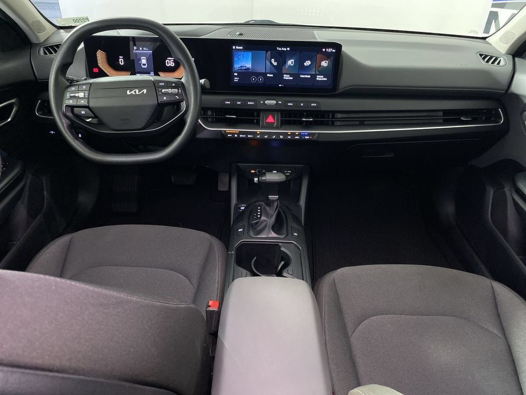 Used 2025 Kia K4 FWD image 25