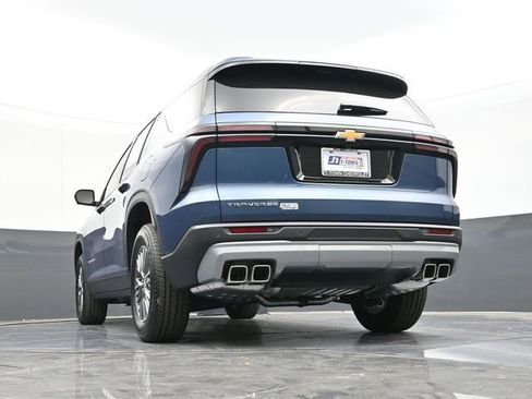 New 2026 Chevrolet Traverse LT w/ Driver Confidence Package image 45