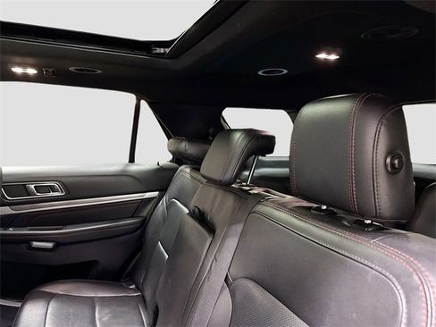 Used 2019 Ford Explorer Sport w/ Equipment Group 401A image 25