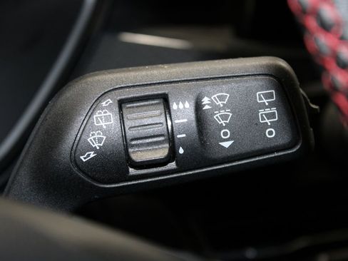 Used 2024 Ford Escape ST-Line image 35