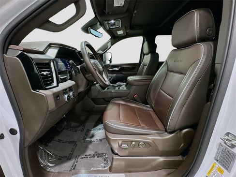 Used 2025 GMC Sierra 2500 Denali w/ Denali Reserve Package image 22