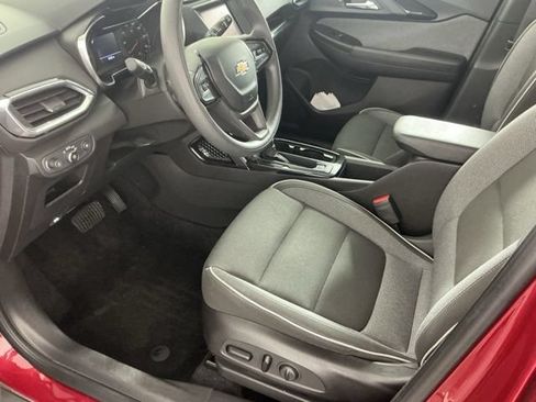 Used 2021 Chevrolet TrailBlazer LT w/ Driver Confidence Package AWD/4WD image 8