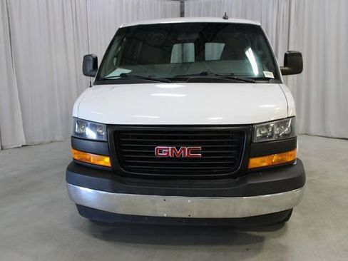 Used 2018 GMC Savana 2500 Extended RWD image 28