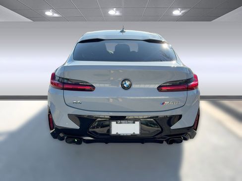 Used 2024 BMW X4 M40i w/ Premium Package image 10
