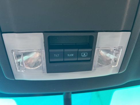 Used 2013 Ford Explorer Limited image 23