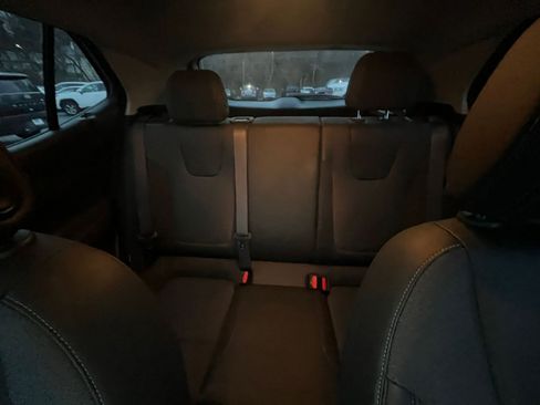 Used 2025 Buick Encore GX Preferred image 32