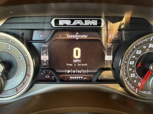 Used 2019 RAM 2500 Limited image 23