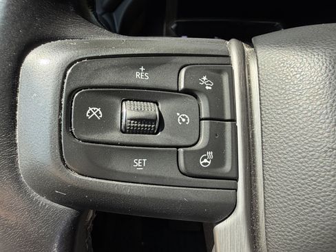 Used 2022 GMC Sierra 3500 Denali AWD/4WD image 17