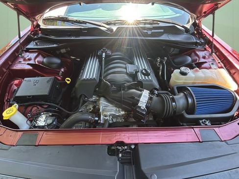 Used 2022 Dodge Challenger R/T Scat Pack RWD image 10