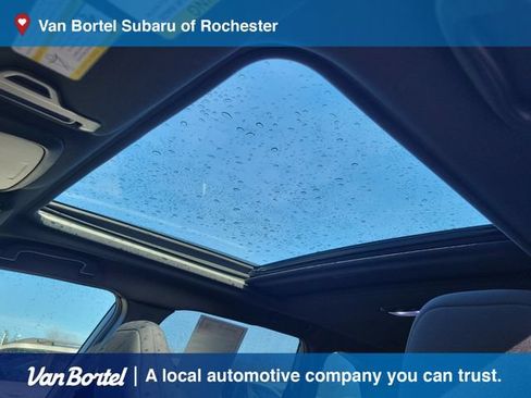 Certified 2025 Subaru Forester Premium AWD/4WD image 23