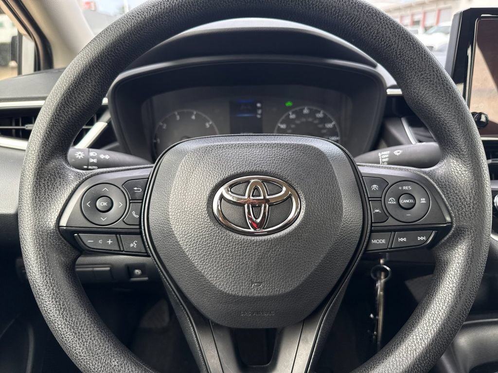 Certified 2025 Toyota Corolla LE FWD image 23