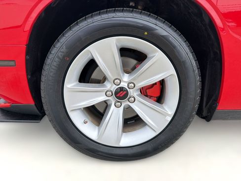 Used 2023 Dodge Challenger SXT RWD image 11