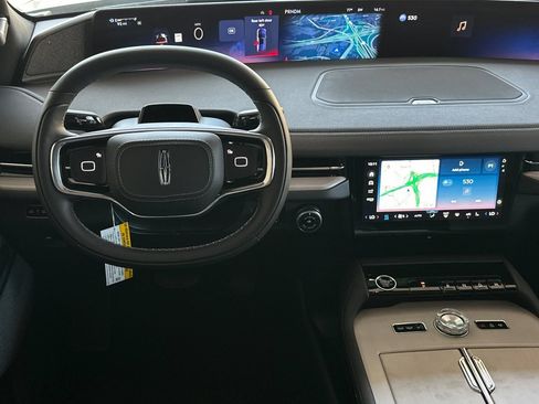 New 2027 Lincoln Navigator L Reserve w/ Jet Appearance Package AWD/4WD image 13