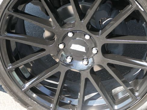 Used 2019 Cadillac Escalade Premium Luxury w/ Escalade Sport Edition image 11