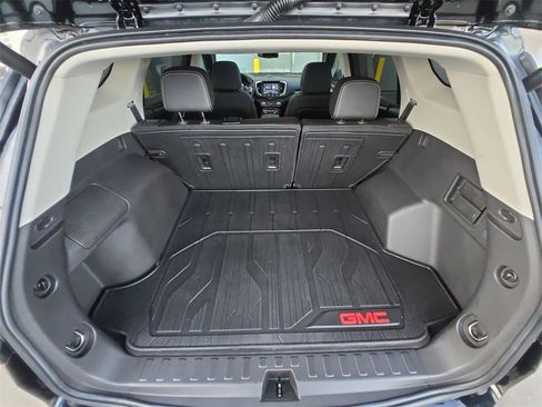 Certified 2024 GMC Terrain Denali w/ Denali Premium Package image 16