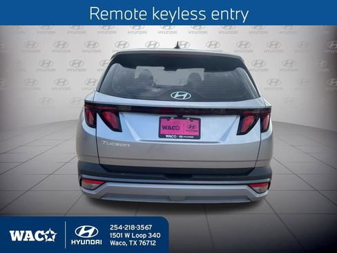 Used 2026 Hyundai Tucson SE image 5
