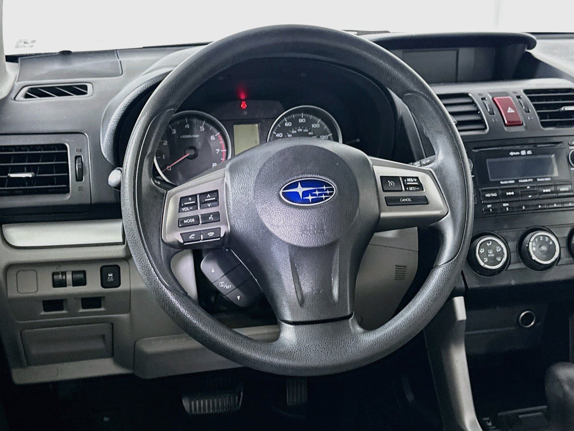 Used 2015 Subaru Forester 2.5i Premium w/ All-Weather Package AWD/4WD image 18