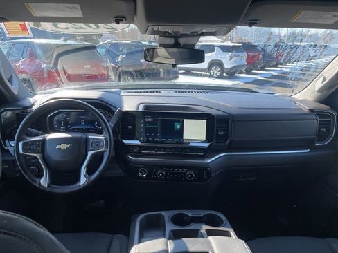 Used 2023 Chevrolet Silverado 1500 LT image 12