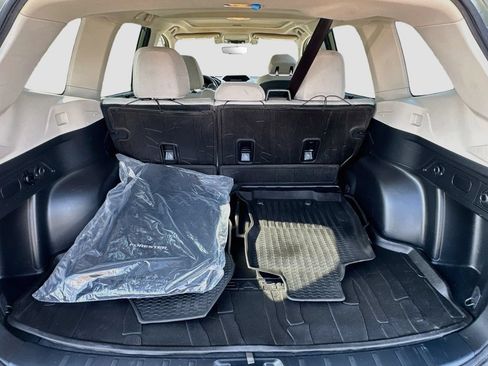 Used 2021 Subaru Forester Premium AWD/4WD image 31