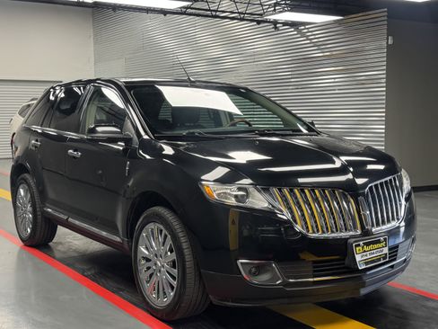 Used 2015 Lincoln MKX FWD w/ Equipment Group 102A image 7