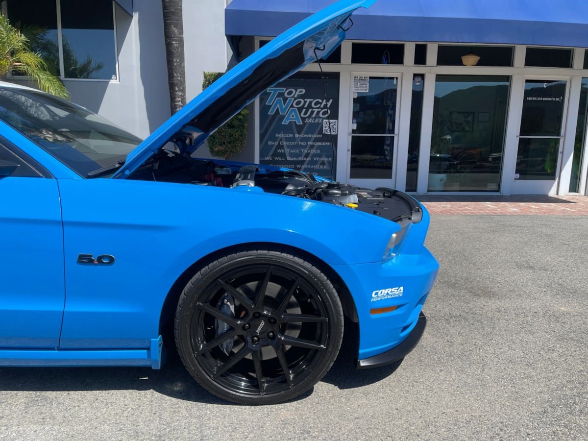 Used 2014 Ford Mustang GT Premium w/ GT Track Package RWD image 28