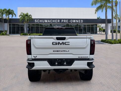 Used 2025 GMC Sierra 2500 Denali w/ Technology Package AWD/4WD image 6