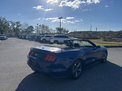 Used 2015 Ford Mustang Premium image 5