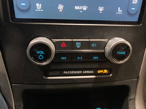 Used 2022 Ford Edge ST-Line image 26