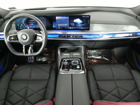 Used 2024 BMW 740i xDrive image 43