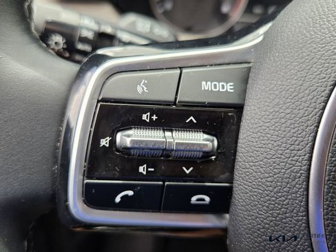 Used 2023 Kia Sorento X-Line EX image 31