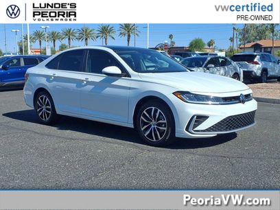Certified 2025 Volkswagen Jetta SE