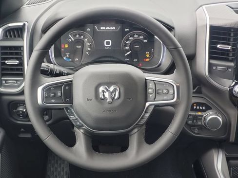 New 2026 RAM 1500 Big Horn AWD/4WD image 18