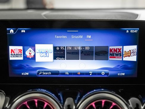 Certified 2024 Mercedes-Benz EQB 300 4MATIC image 19