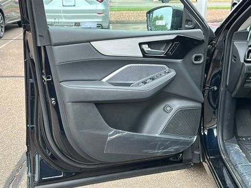 New 2026 Acura MDX SH-AWD image 9