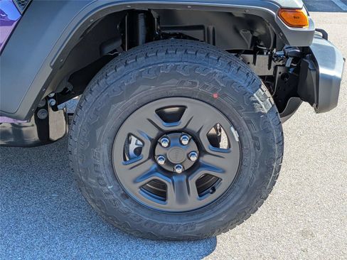 New 2026 Jeep Gladiator Sport image 12