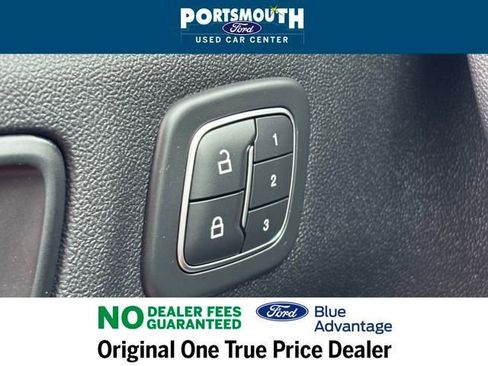 Used 2022 Ford Escape SEL w/ SEL Stealth AWD Package image 27