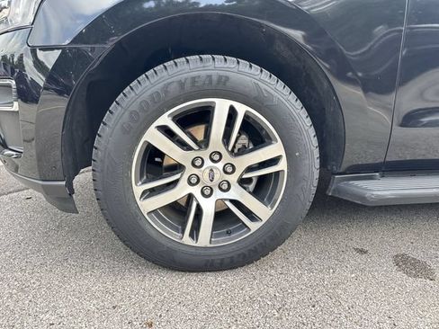 Used 2024 Ford Expedition Limited AWD/4WD image 34