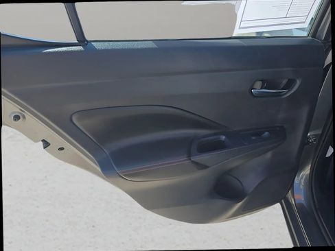 Used 2024 Nissan Versa SR w/ Trunk Package image 18